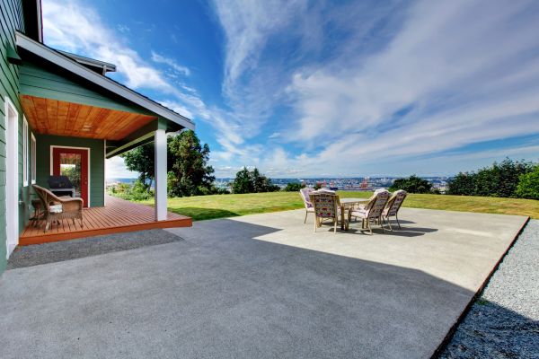 Backyard Paving in Newport Beach