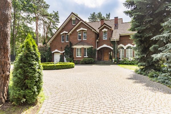 Driveway Pavers Repair in Newport Beach